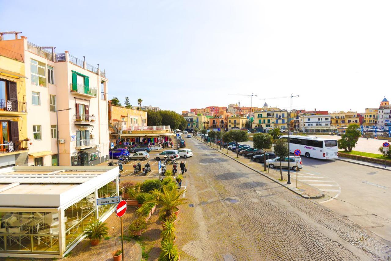 B&B Piazza A Mare Pozzuoli Eksteriør bilde